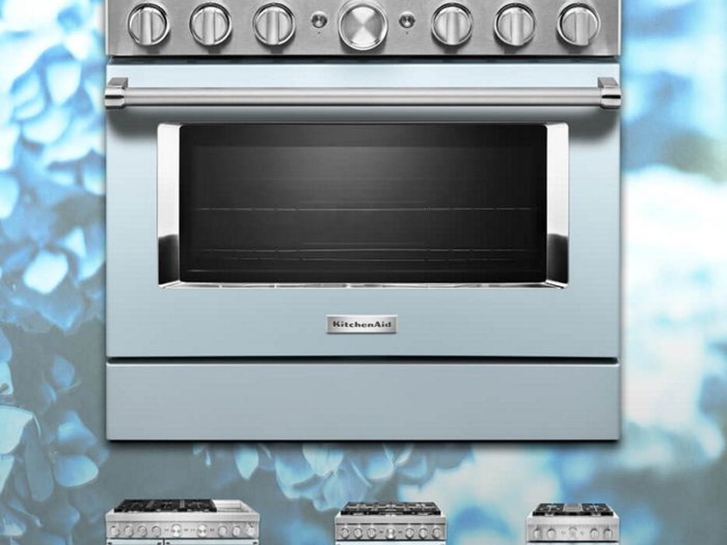 Holiday Wish List: A Dash of Color From Kitchen Aid
